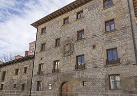 Las charlas del aniversario de Martín López de Isasi tendrán lugar en el Palacio Markeskua .