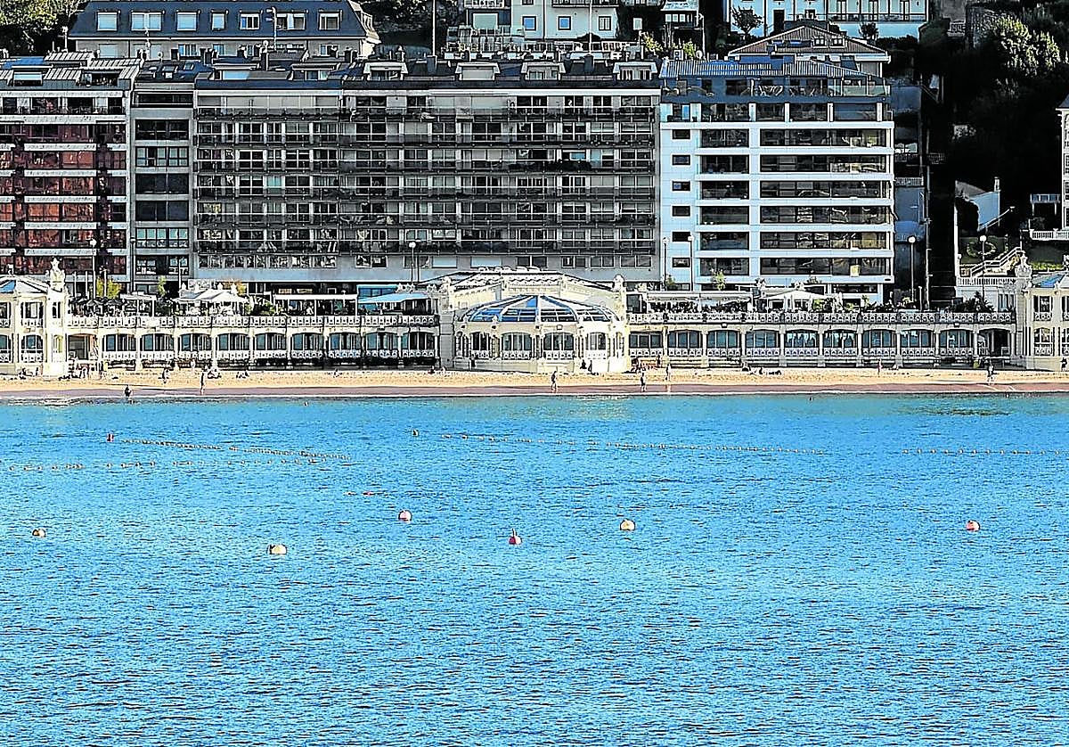 El complejo La Perla, cuya concesión administrativa está en vías de desbloquearse.