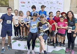 Con el euskera como bandera abría la primera edición de la prueba de orientación en montaña con podios para jóvenes, adultos y familias.