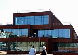 Vista exterior del edificio del GOe, con las obras a punto de acabar