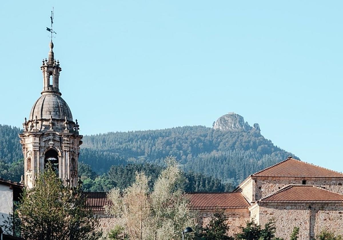 Atxorrotxeko tontorra.