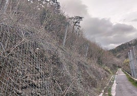 Al concluir el recrecido de la red hacia Perulde la ladera contará de 197 metros de medidas contra corrimientos.