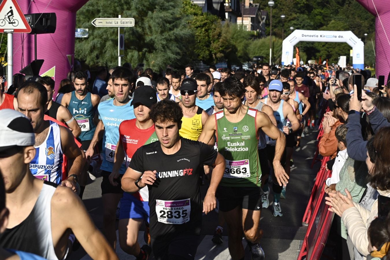 Sol y buen ambiente en el Cross 3 playas