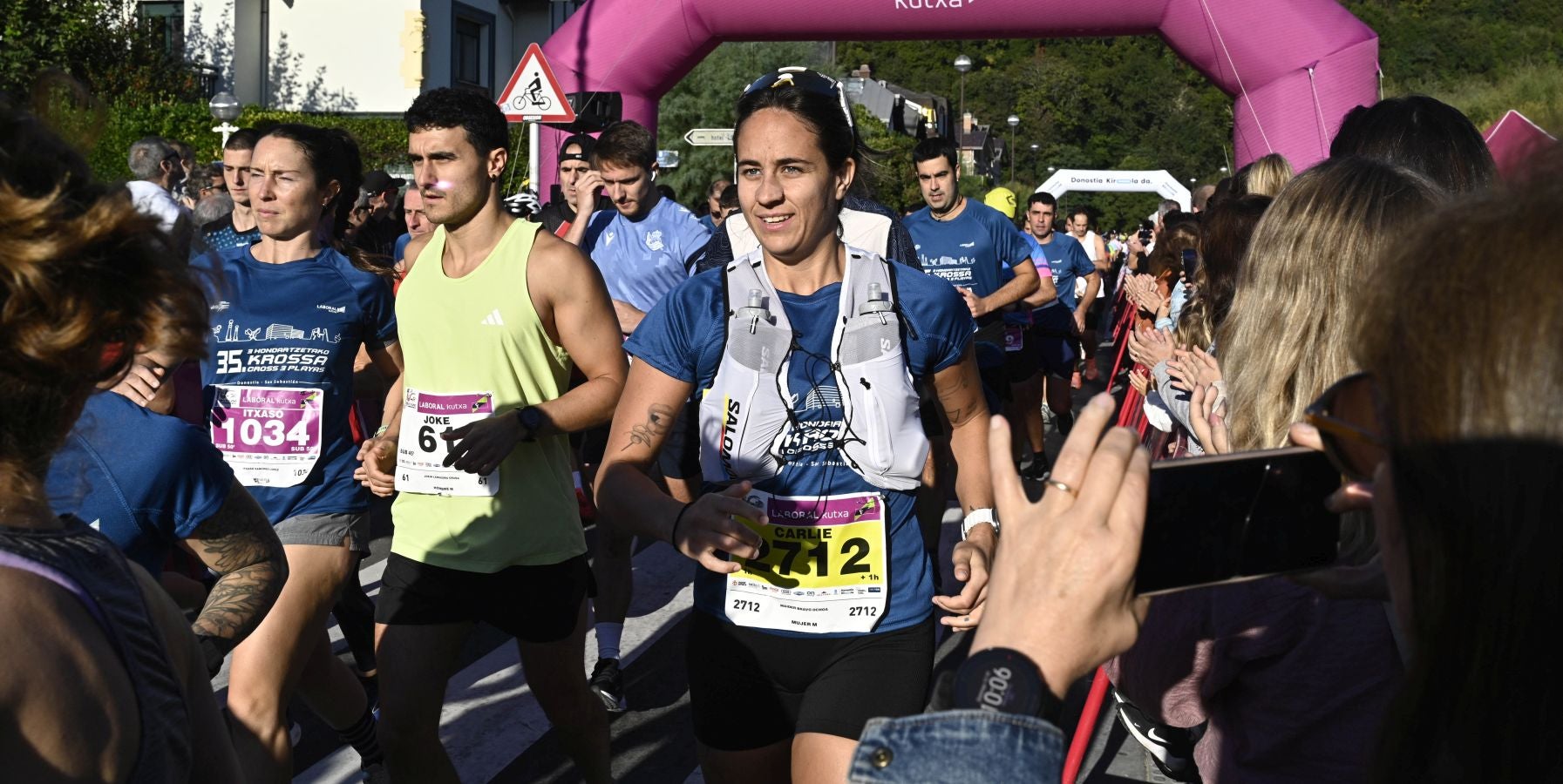 Sol y buen ambiente en el Cross 3 playas