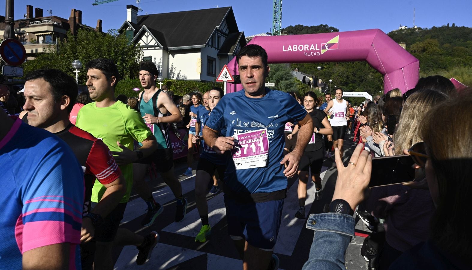 Sol y buen ambiente en el Cross 3 playas