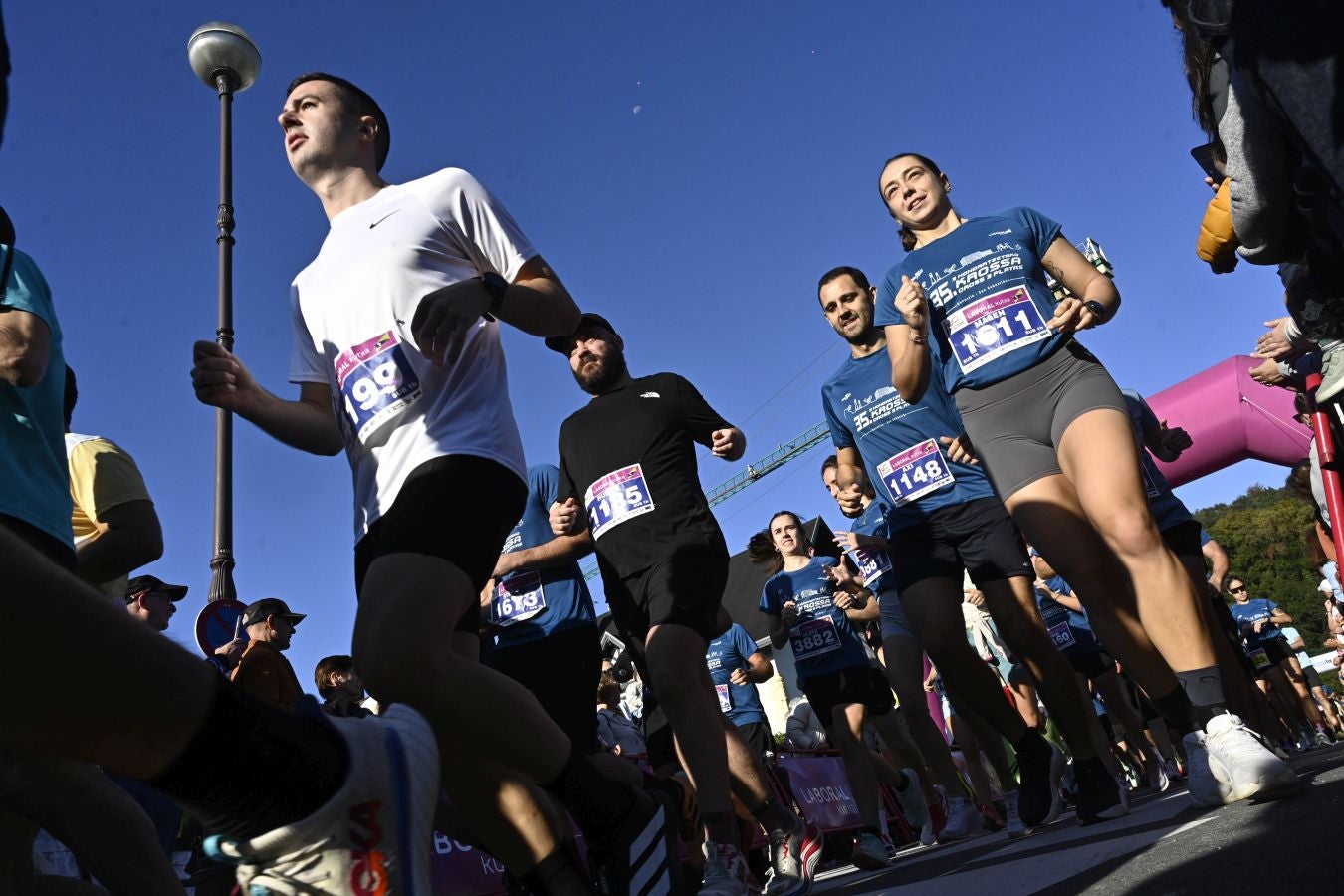 Sol y buen ambiente en el Cross 3 playas