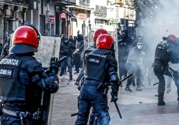ErNE pide el cese «inmediato» de la cúpula de la Erzaintza «por el deficiente dispositivo» ante el acto de Falange en Vitoria