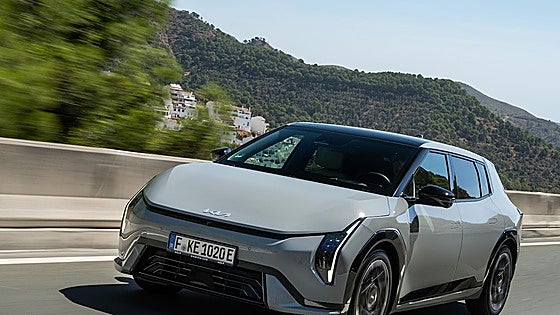 KIA EV4, rompedor con dos carrocerías