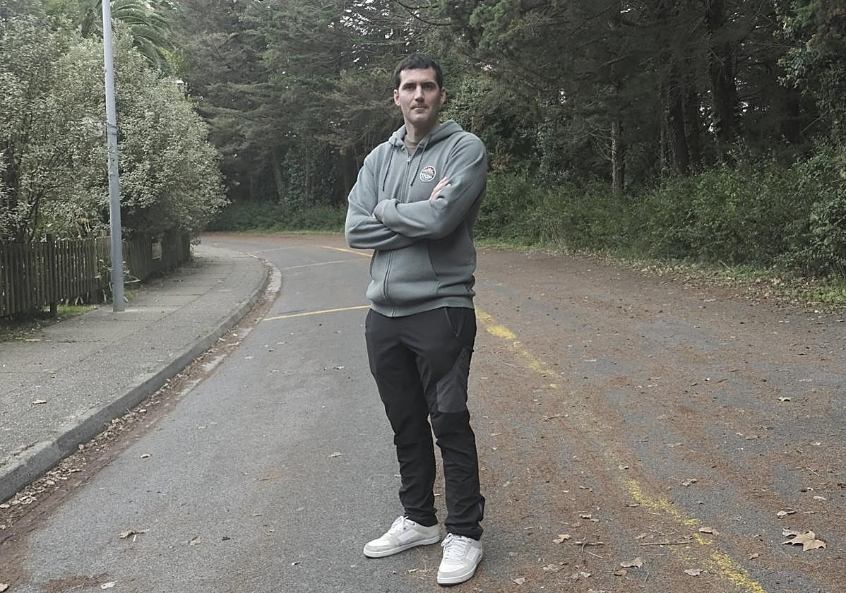 Ander, Mikeletegi pasealekuaren errebuelta batean, Vicomtech Zentro Teknologikoaren hurbil.