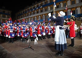 A los txikis de la Unión Artesana, en la imagen, Gaztelubide, Kresala y Amaratarra se les sumarán el año que viene los jóvenes tamborreros de Kañoyetan y Txirritako.