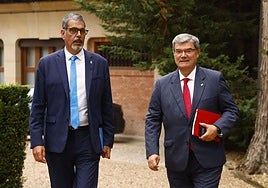 Eneko Goia y Juan Mari Aburto acuden a una reunión con el lehendakari Pradales en septiembre de 2024.