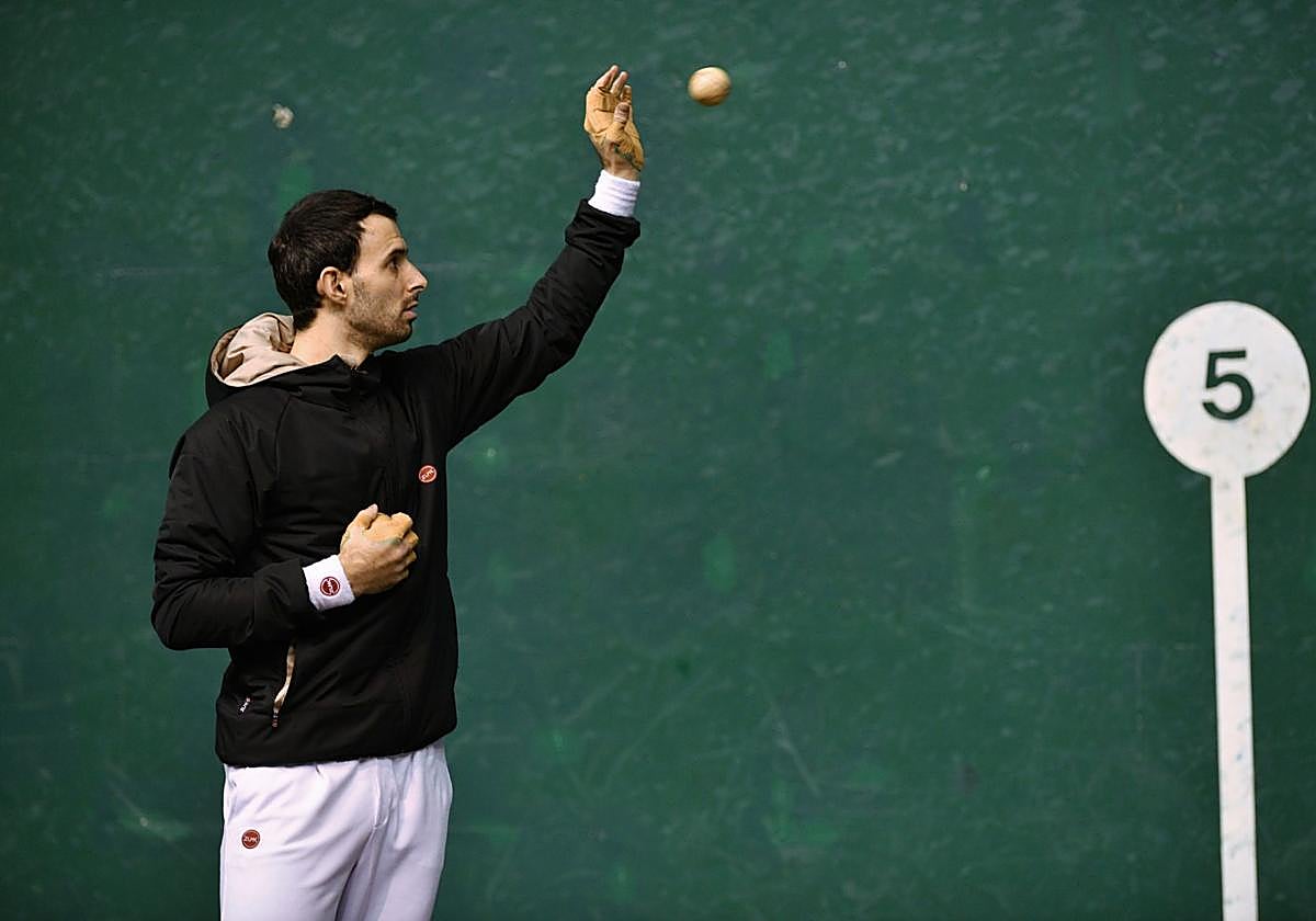 Jokin Altuna volverá el sábado al Astelena de Eibar.