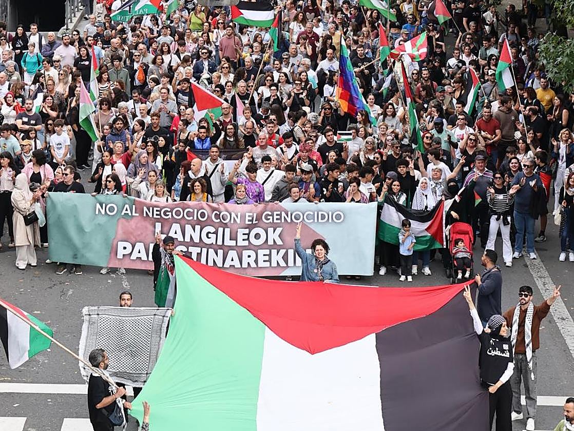 Manifestación en Donostia en apoyo a Palestina