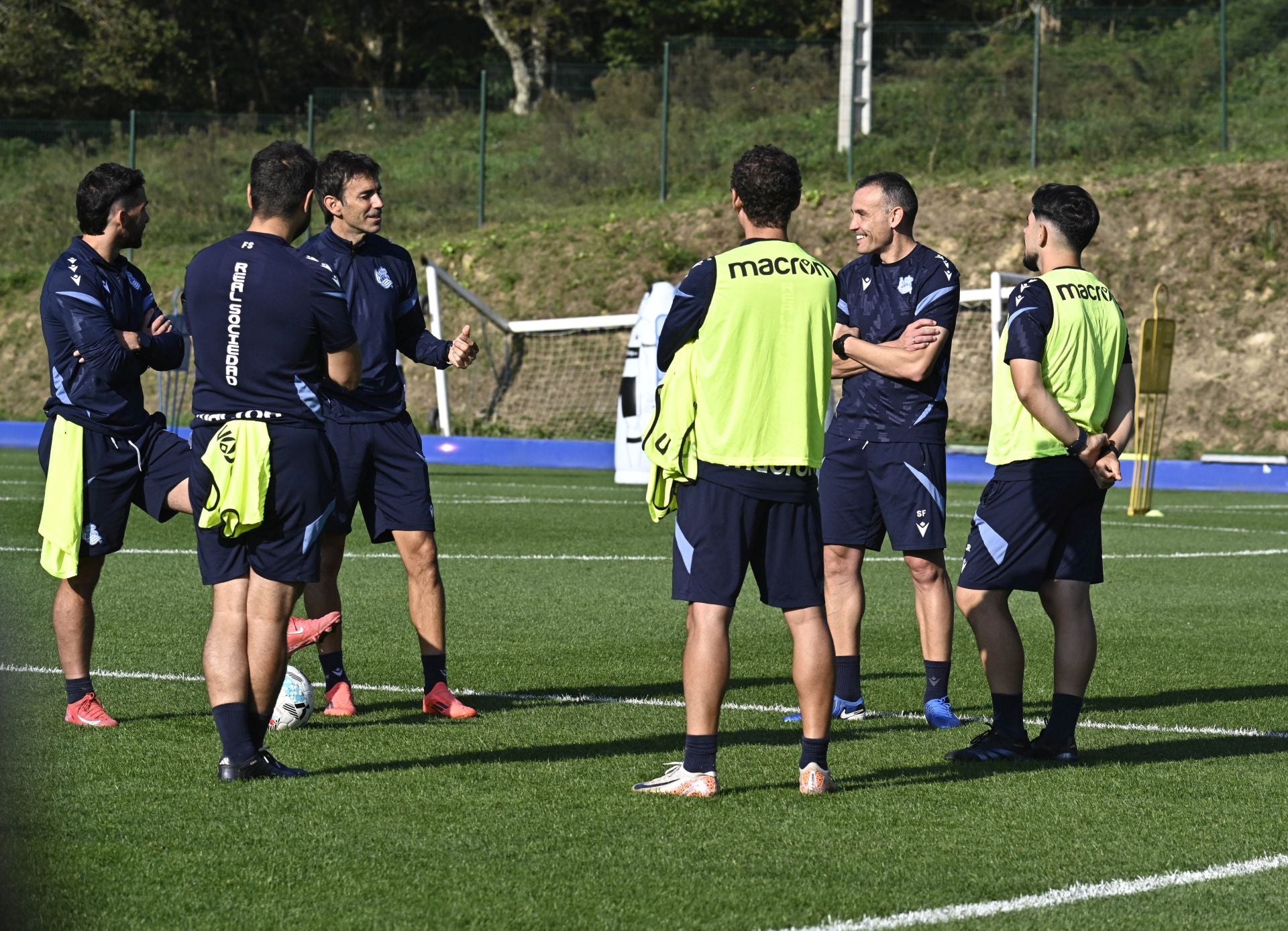 Reagrupamiento a dos días de otra final