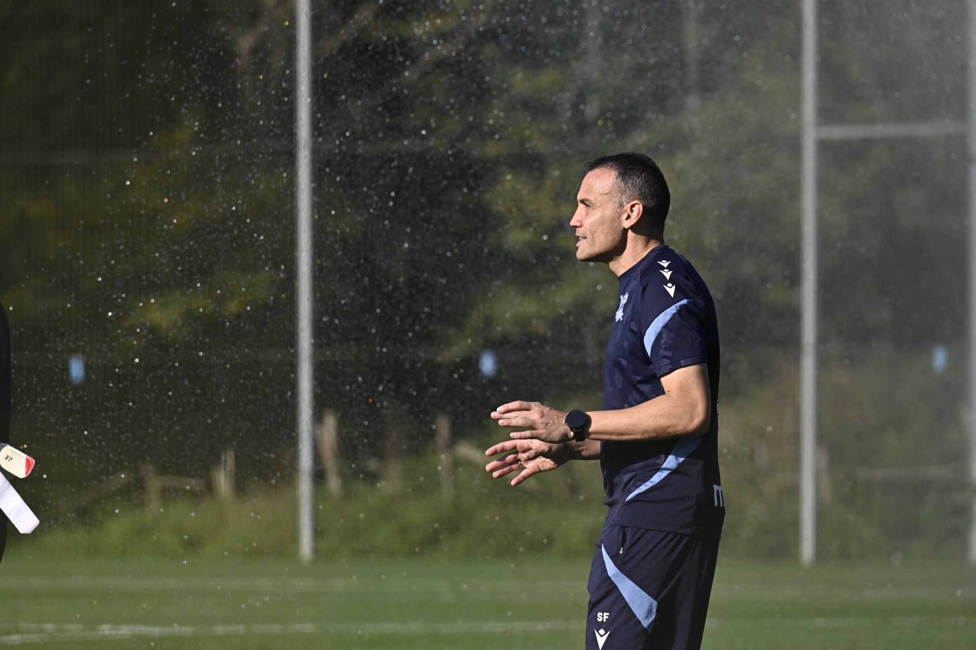 Reagrupamiento a dos días de otra final