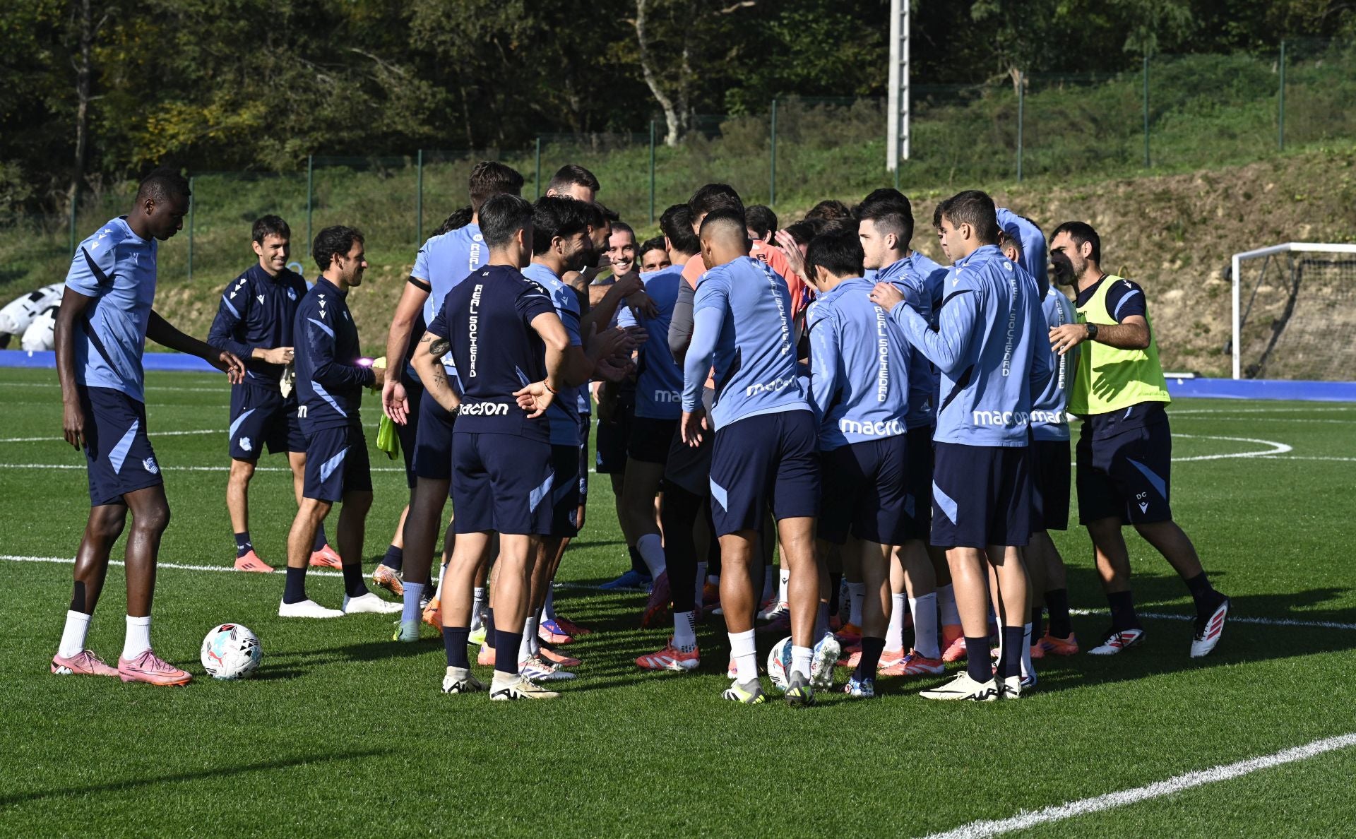 Reagrupamiento a dos días de otra final