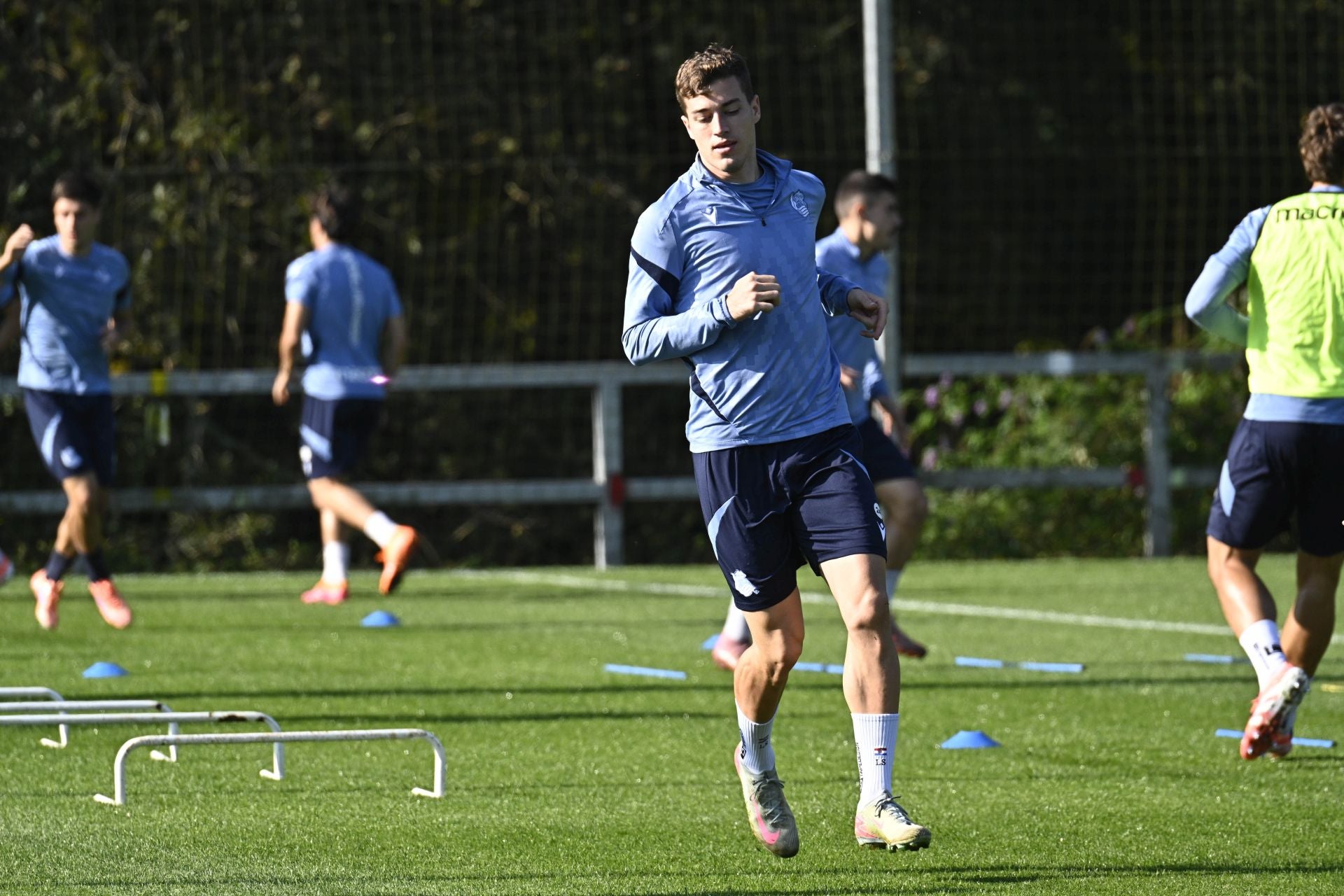 Reagrupamiento a dos días de otra final