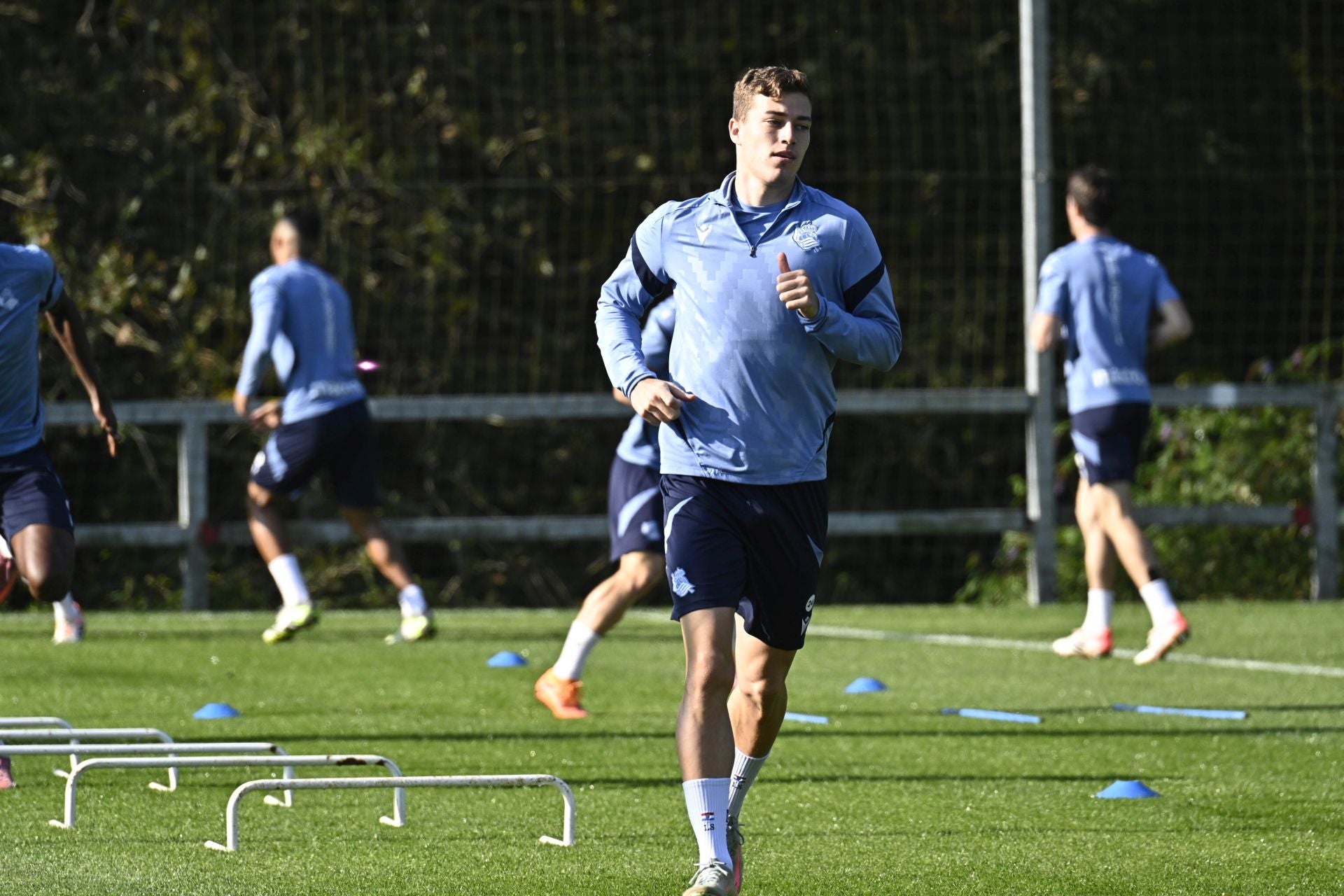 Reagrupamiento a dos días de otra final