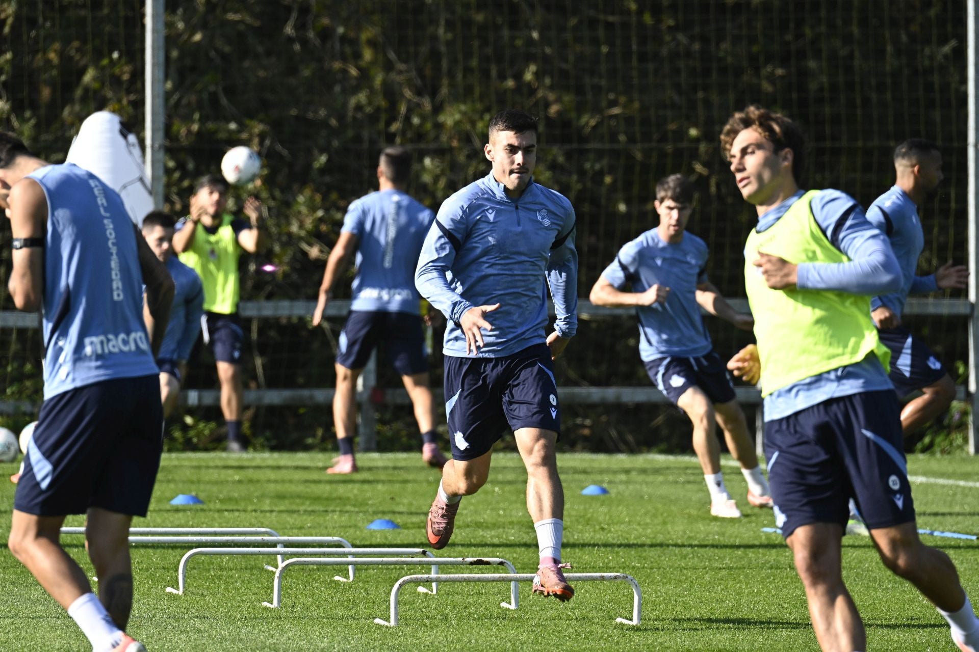 Reagrupamiento a dos días de otra final