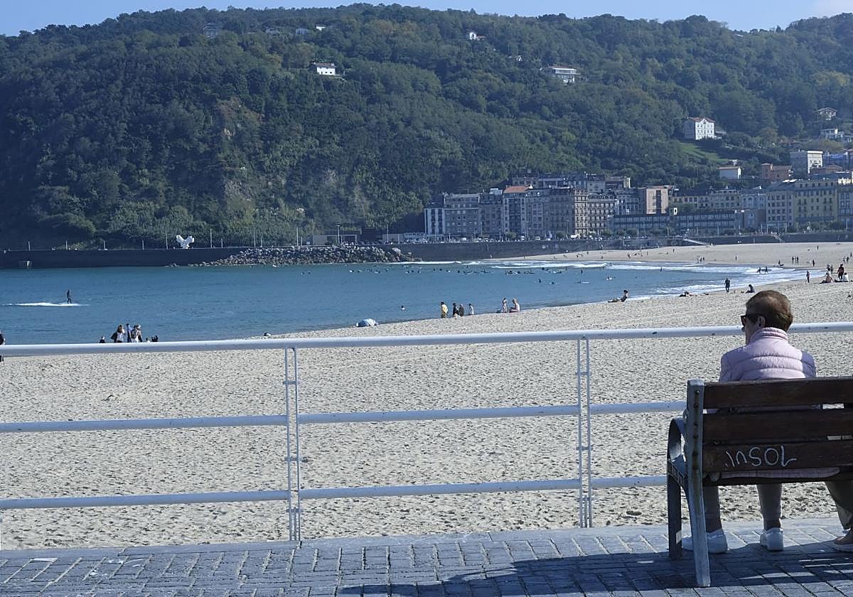 El ambiente soleado seguirá en San Sebastián al menos hasta el domingo por la tarde.