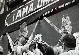Coronación de la Virgen de Urrategi en 1950.