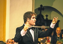 Txomin Maidagan ha encontrado su espacio en el mundo coral, pero no descarta el salto al sinfónico.