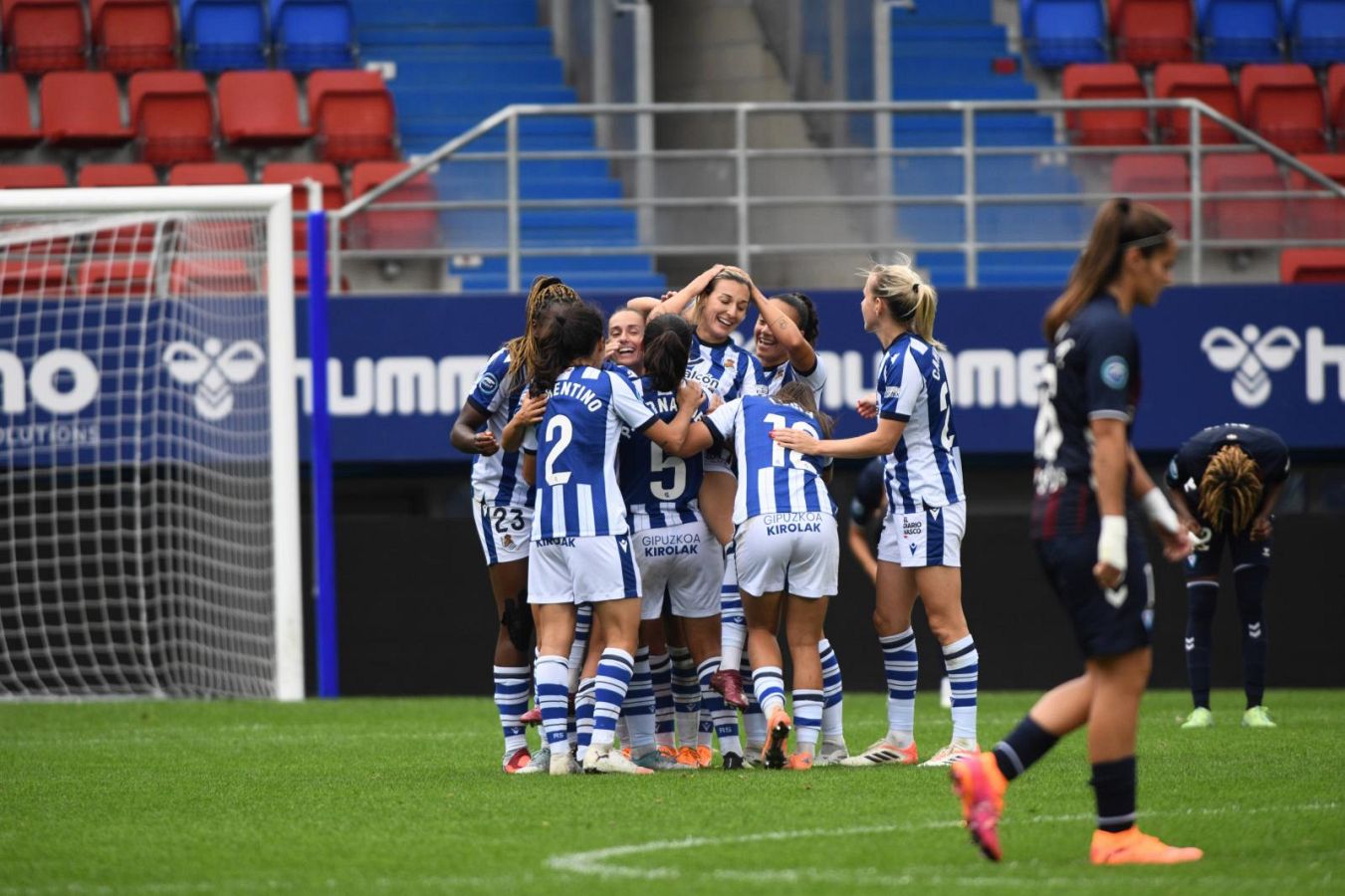 Exhibición de la Real en el derbi