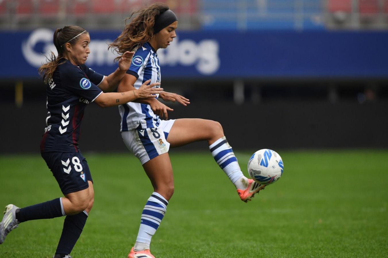 Exhibición de la Real en el derbi
