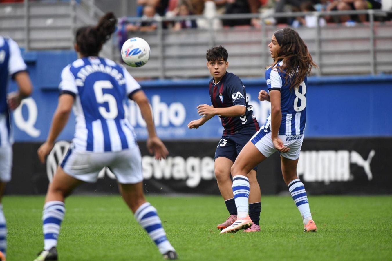 Exhibición de la Real en el derbi