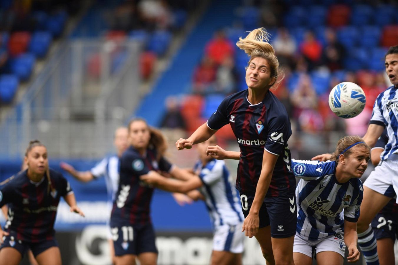 Exhibición de la Real en el derbi