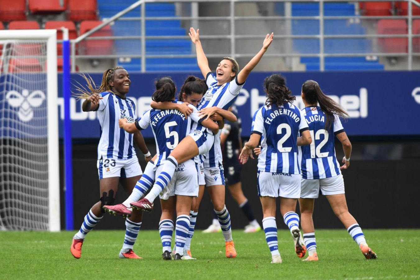 Exhibición de la Real en el derbi