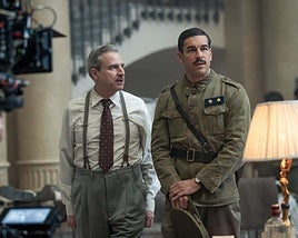 Alberto San Juan y Mario Casas, dos de los protagonistas de la película.