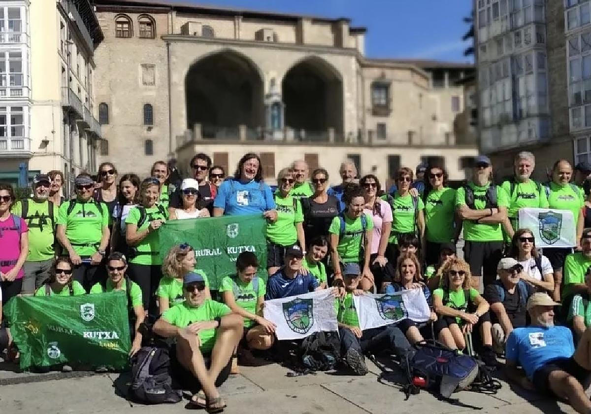 Iritsi dira Lagun Onakekoak Gasteizera