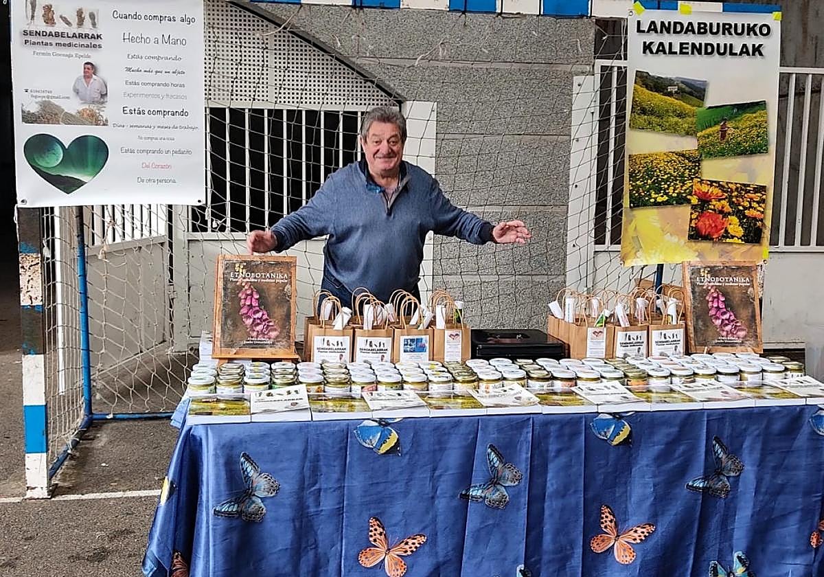 Fermín Goenaga, apasionado y estudioso de las plantas medicinales desde hace más de cuarenta años.