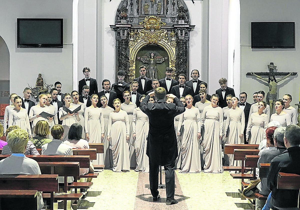 La agrupación coral letona ofreció un concierto de primer nivel este martes por la tarde en San Martín.