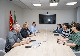 Responsables políticos de EH Bildu y la CUP en Bilbao.