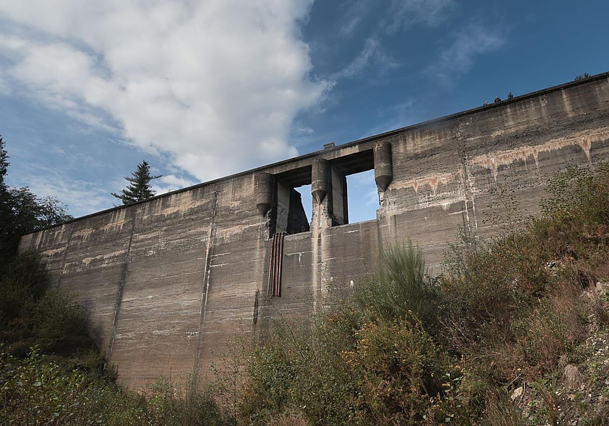 Presa de Artikutza.
