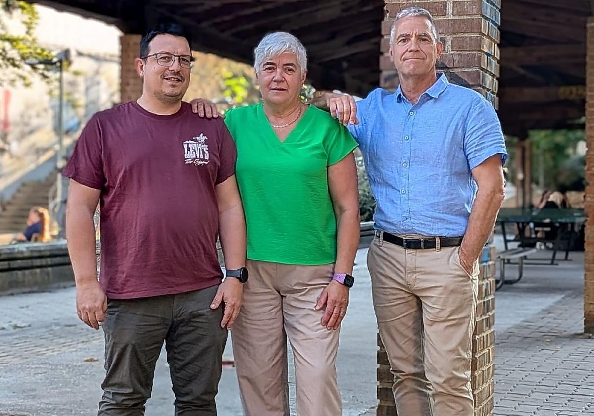 Los concejales del PNV Antonio Regaño, Maite Uribe y Josu Ezkurdia.