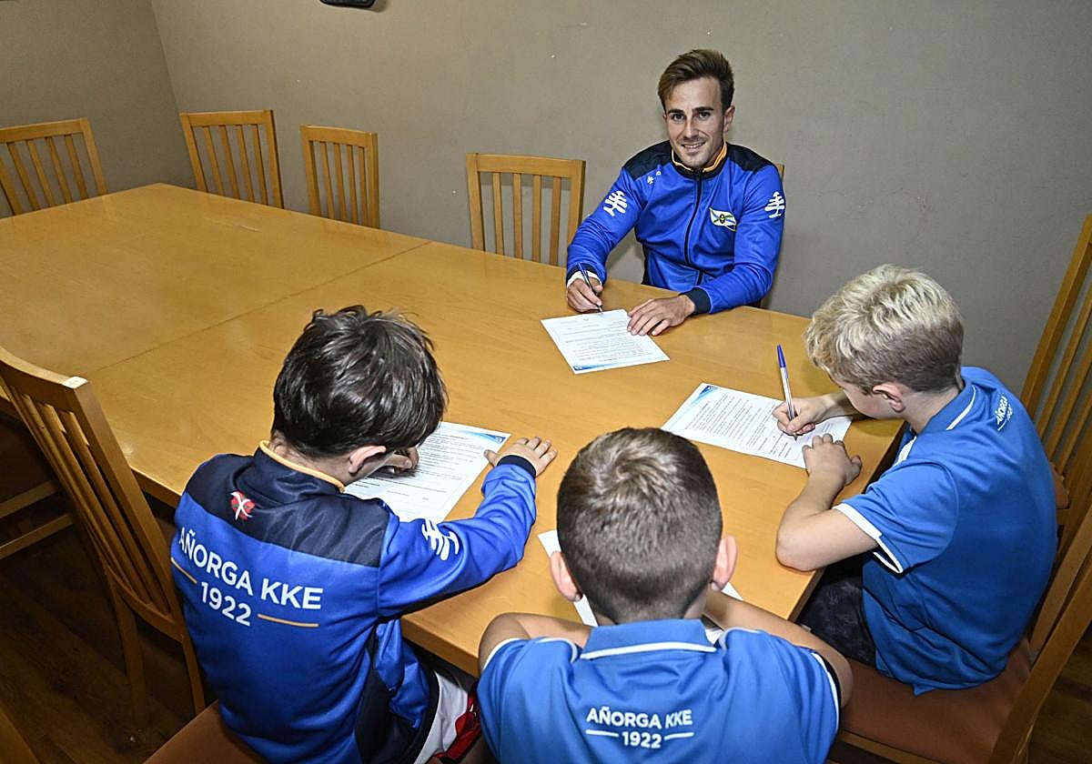 «Si no respetas los códigos de conducta no tienes cabida en este club»