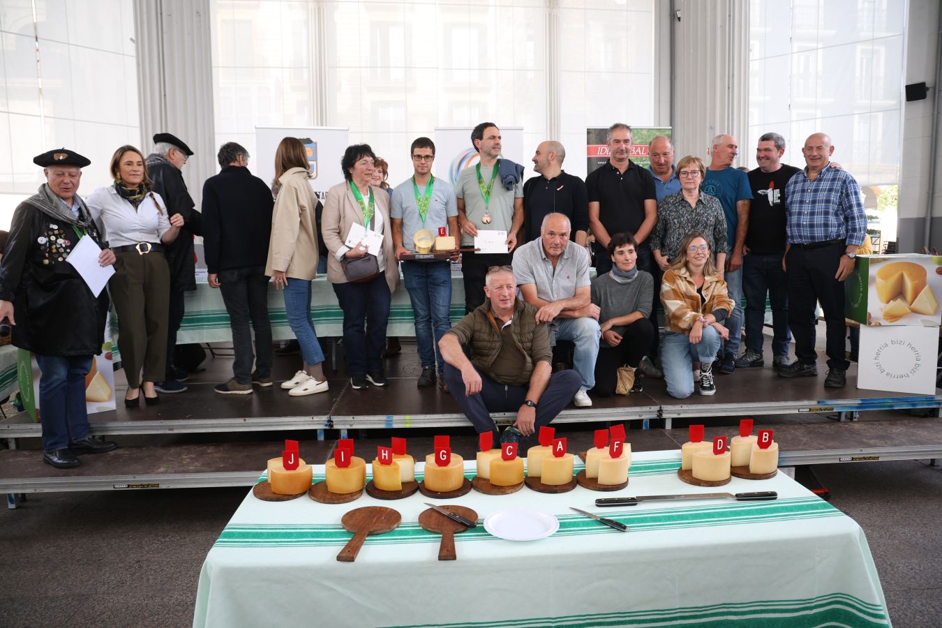 El queso de Kortaria de Lekaroz revalida su título de campeón