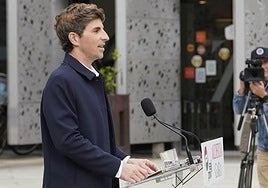 Jon Insausti será investido alcalde de Donostia el 29 de octubre al mediodía.