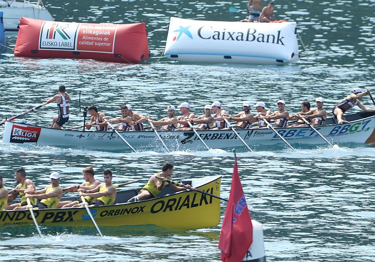 Orio y Zierbena, en una regata de la ACT.