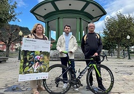 Representantes del Ayuntamiento, Basotik Fundazioa y el club Amaikak Bat durante la presentación del evento.