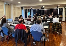 Imagen de la cata de sidras internacionales que se ha llevado a cabo en Astigarraga estos días.