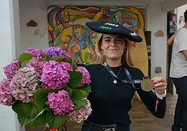 Janire González-Etxabarri en el homenaje que recibió en Zumaia tras lograr el título mundial.
