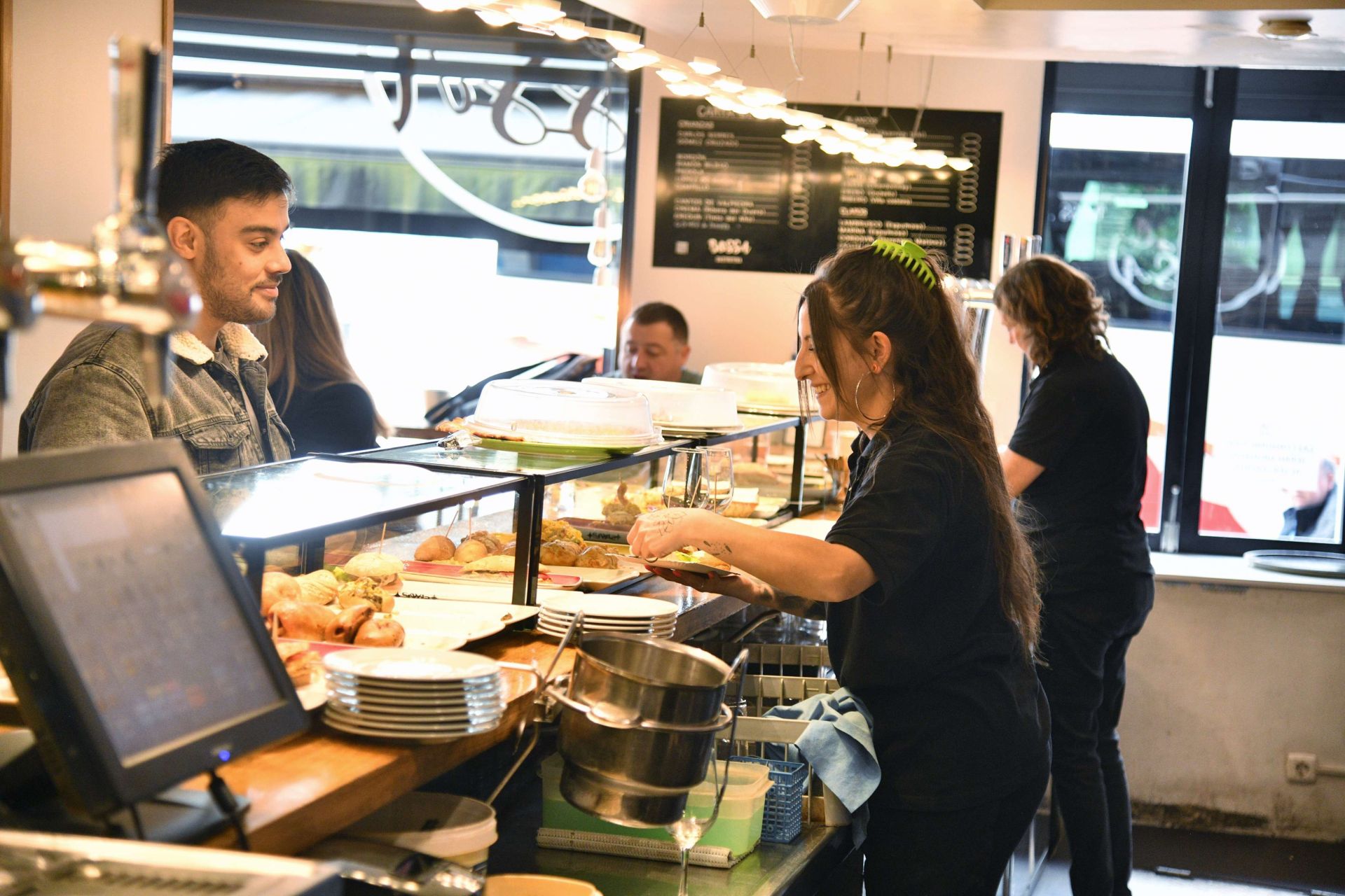 Gipuzkoa crea 14.200 empleos en el tercer trimestre con todos los sectores al alza