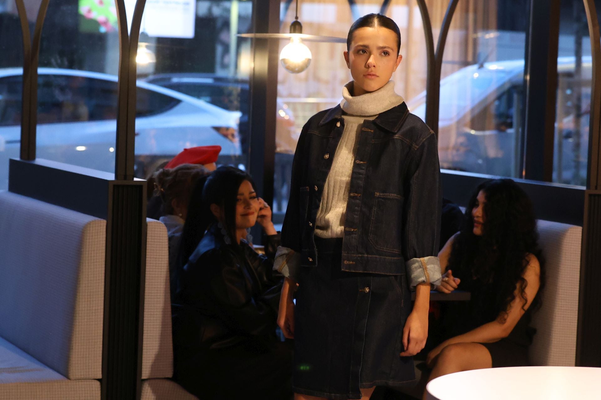 Una veintena de comercios y marcas donostiarras presenta sus propuestas en The Social Hub