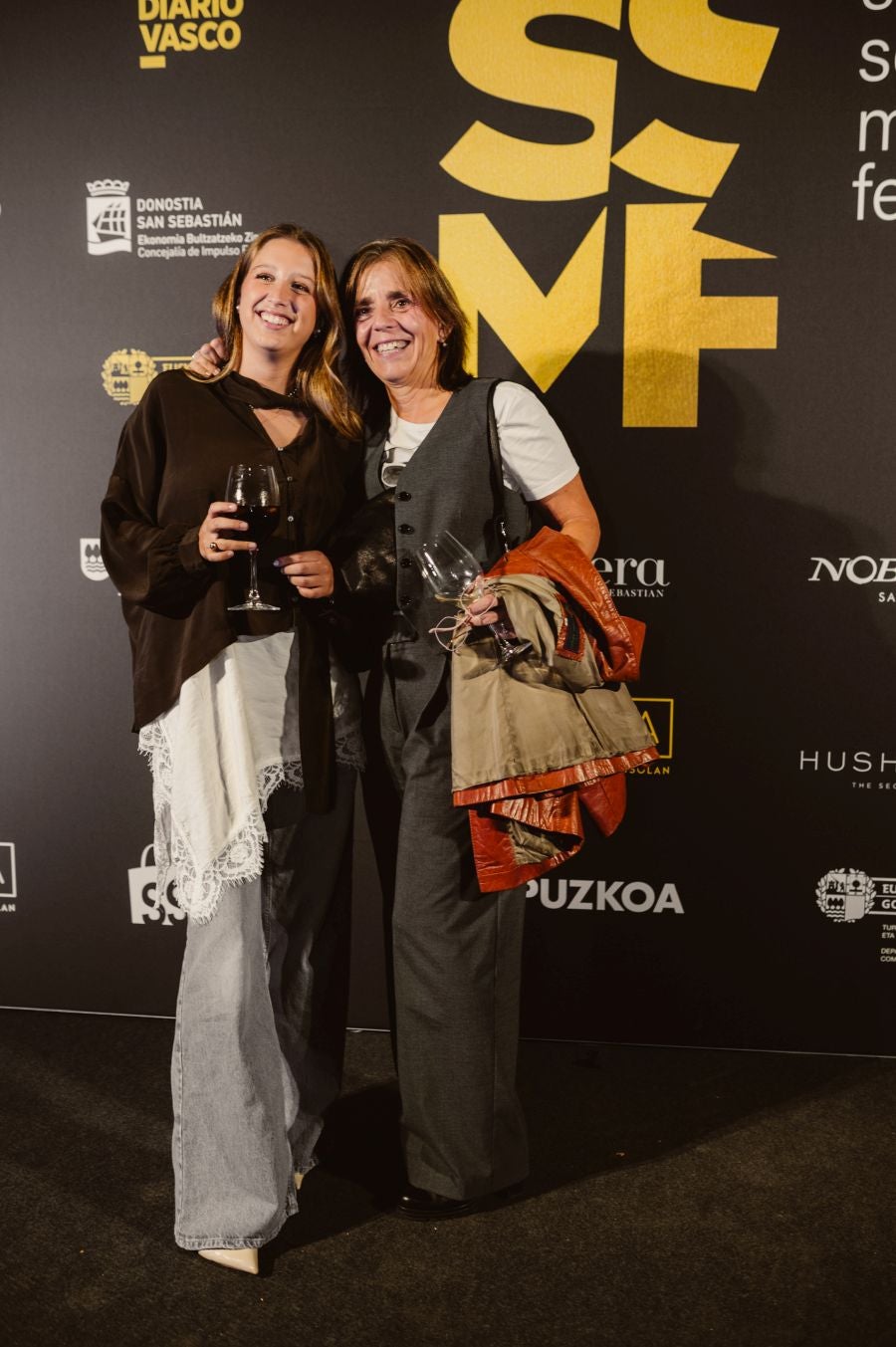 Photocall del desfile de Ailanto