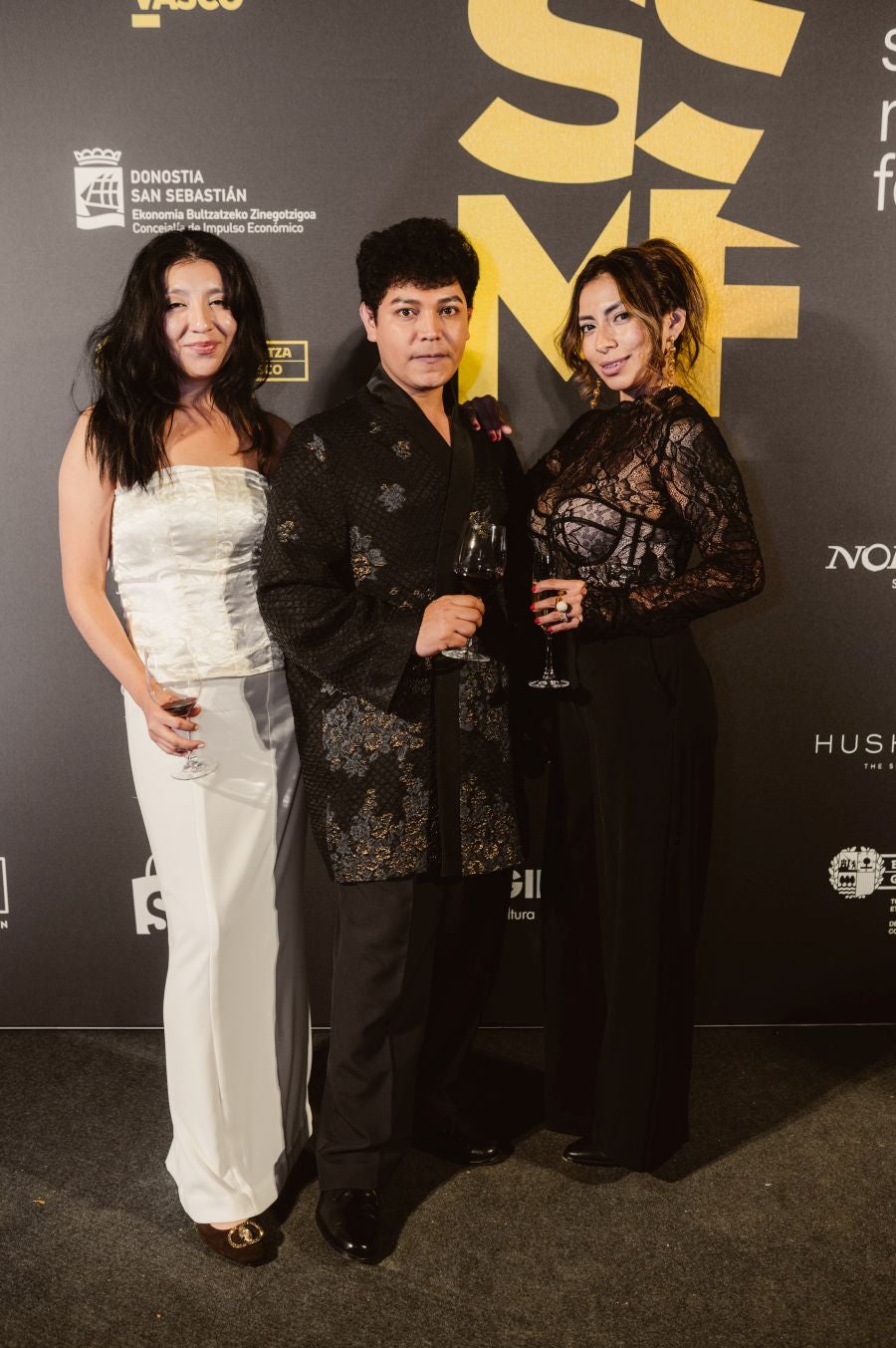 Photocall del desfile de CLARO Couture