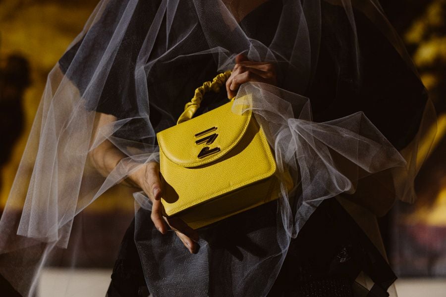 Martha Prada presenta su firma de bolsos Parenzo